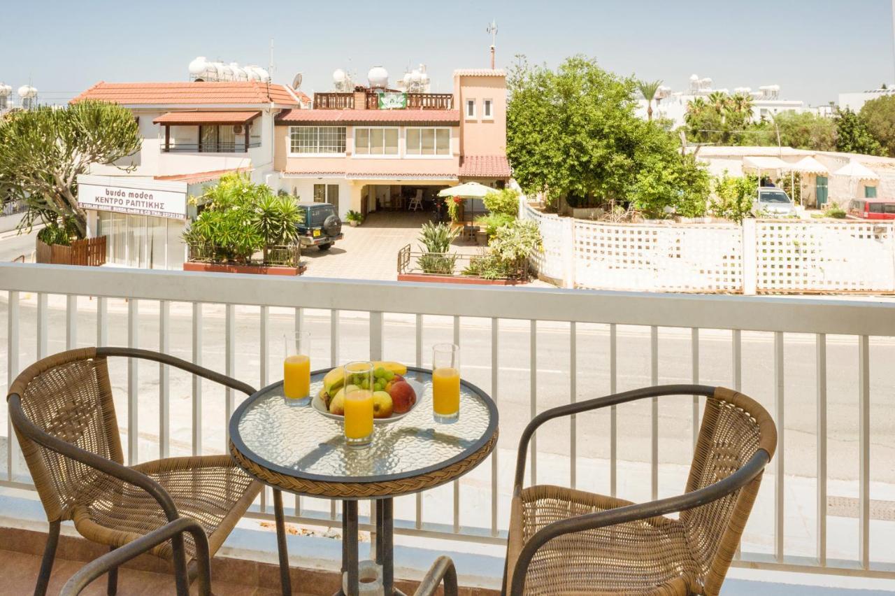 Mynapa Apartments Ajía Nápa Eksteriør bilde