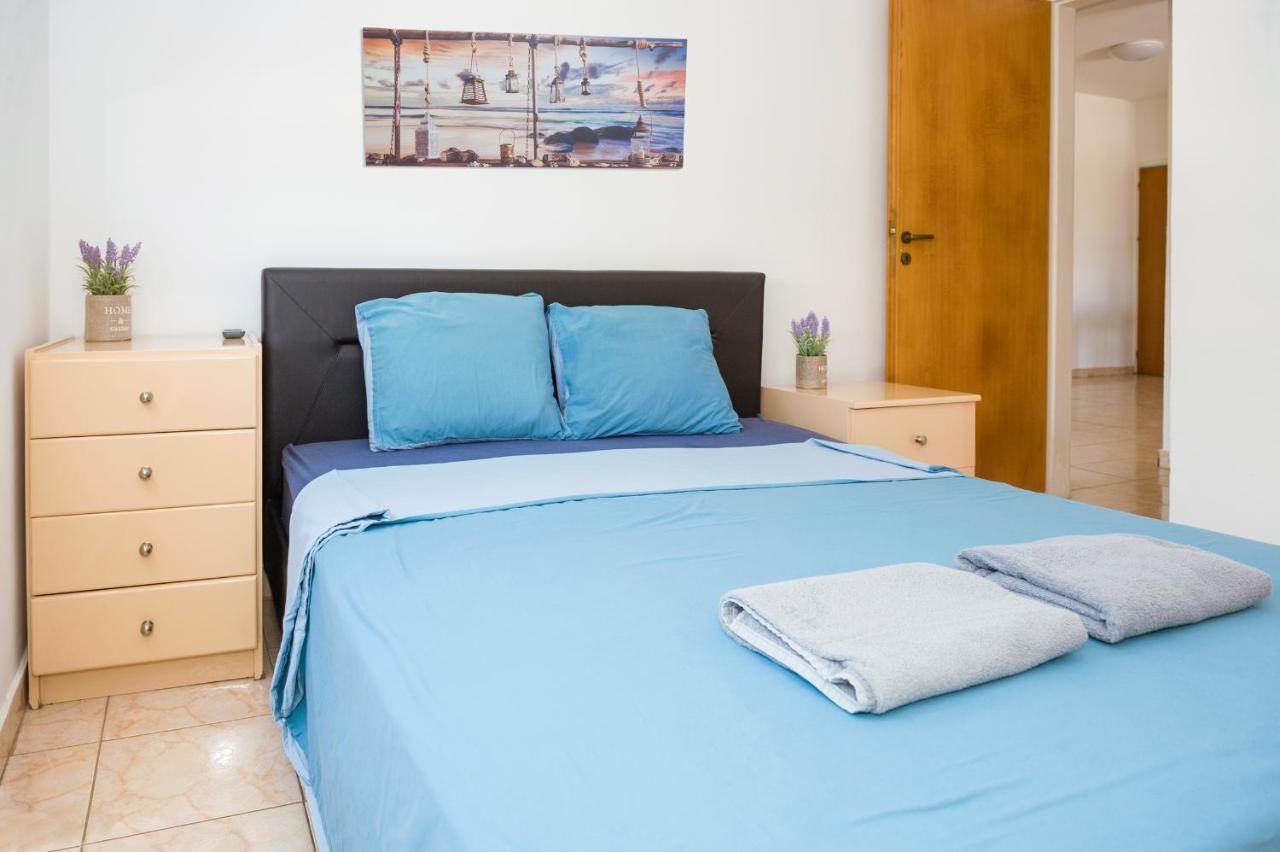 Mynapa Apartments Ajía Nápa Eksteriør bilde