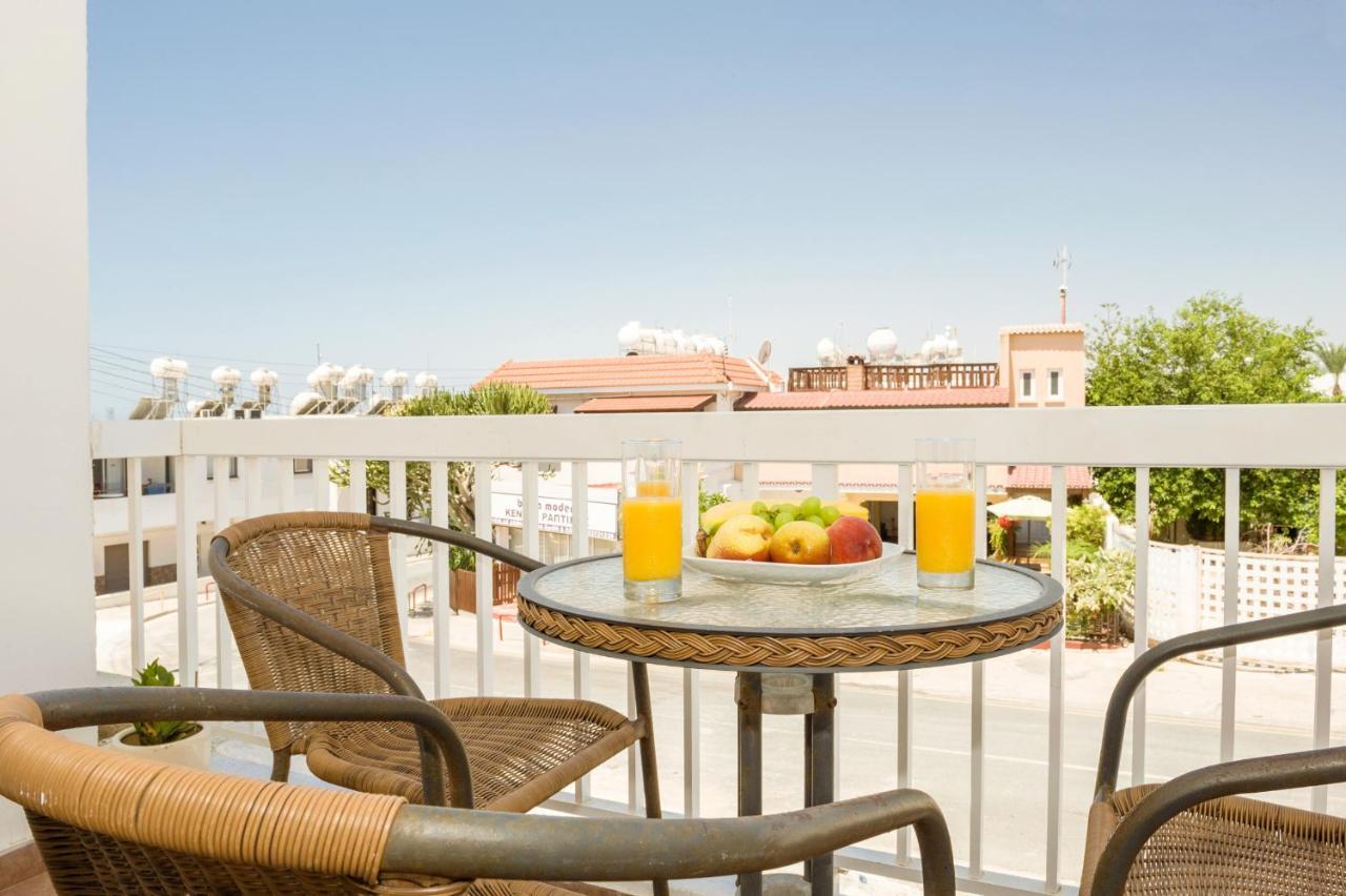 Mynapa Apartments Ajía Nápa Eksteriør bilde