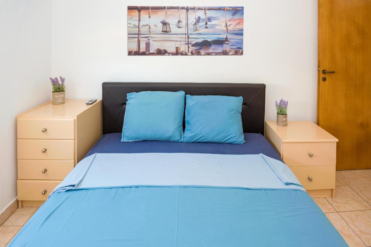 Mynapa Apartments Ajía Nápa Eksteriør bilde