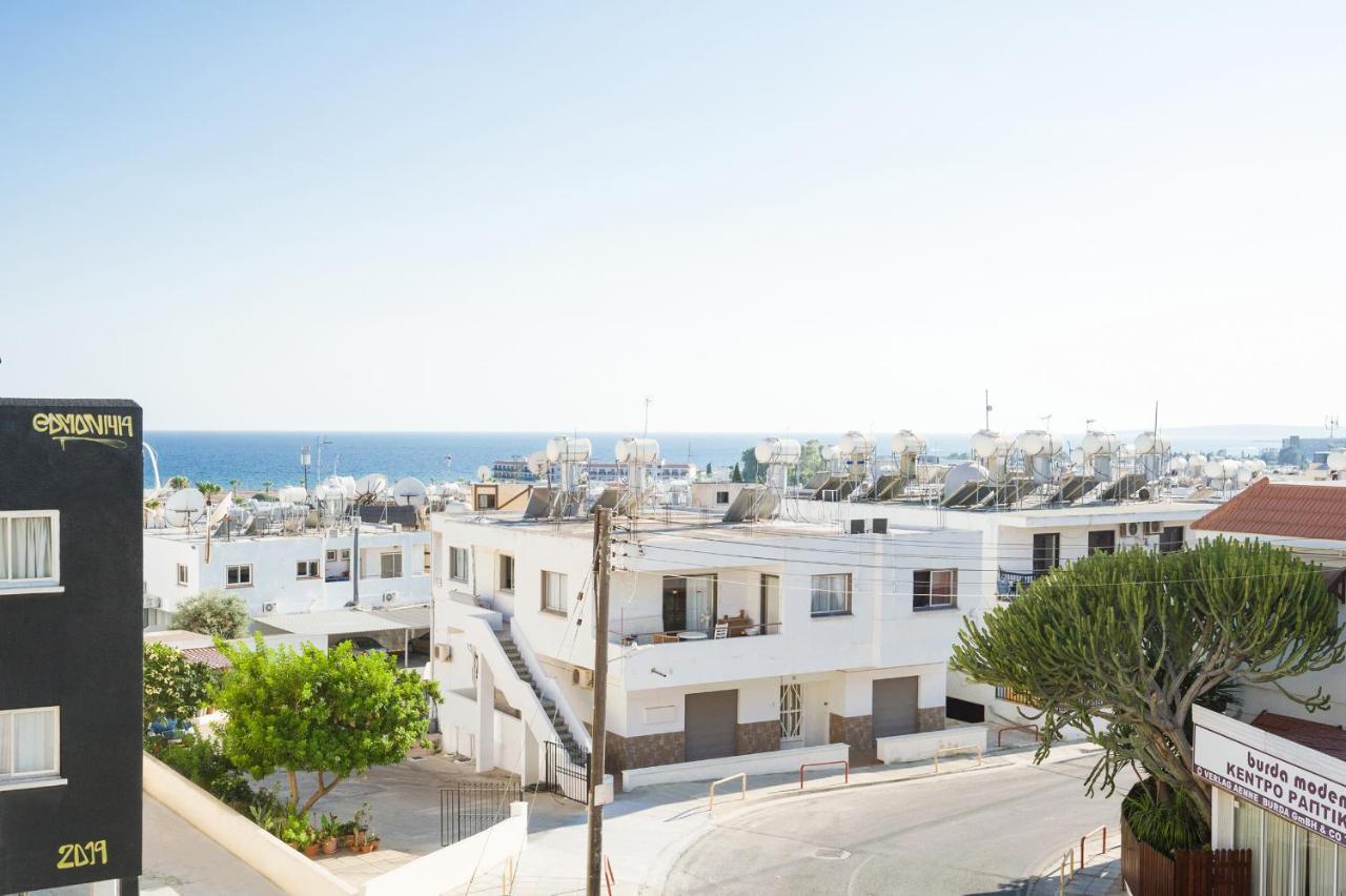 Mynapa Apartments Ajía Nápa Eksteriør bilde