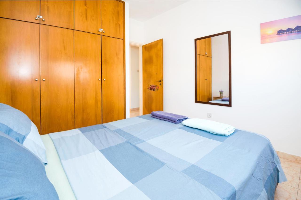 Mynapa Apartments Ajía Nápa Eksteriør bilde