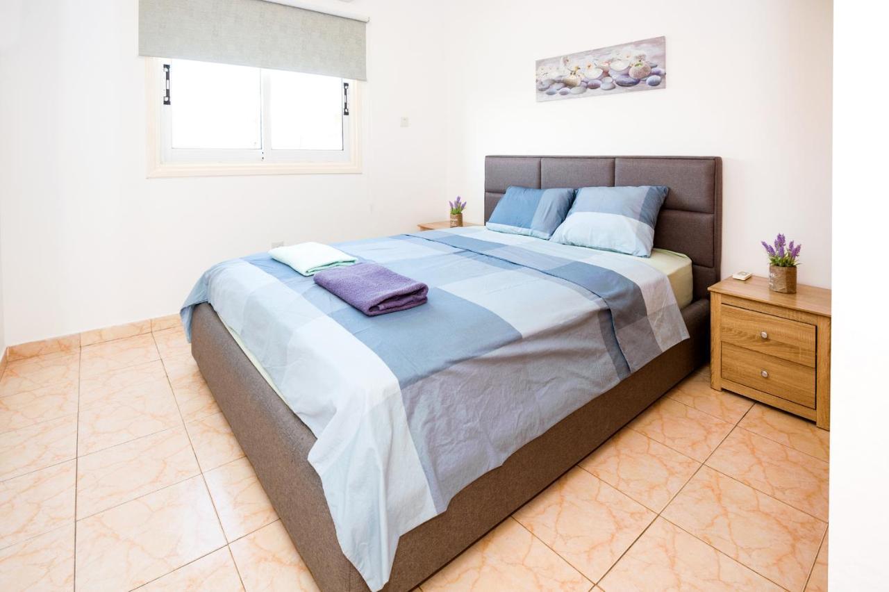Mynapa Apartments Ajía Nápa Eksteriør bilde