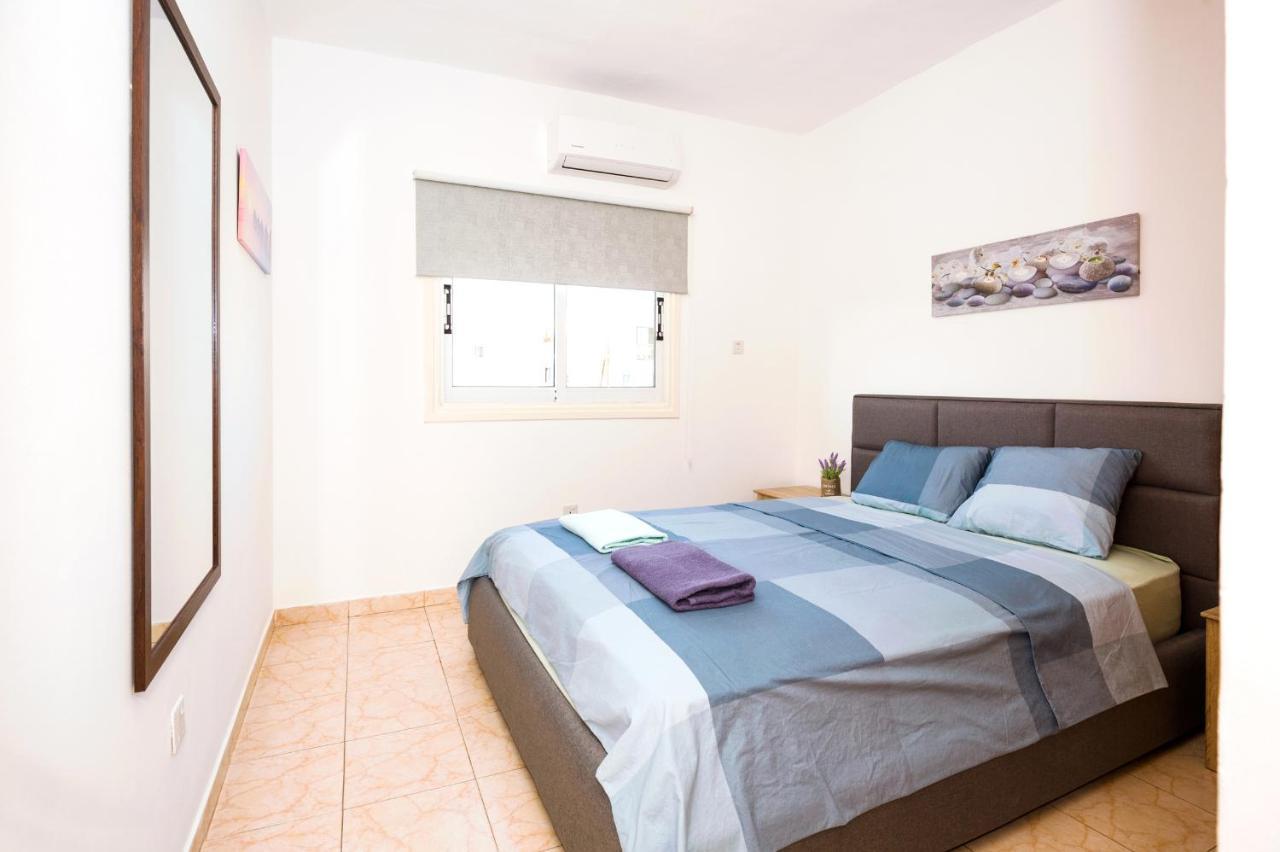Mynapa Apartments Ajía Nápa Eksteriør bilde